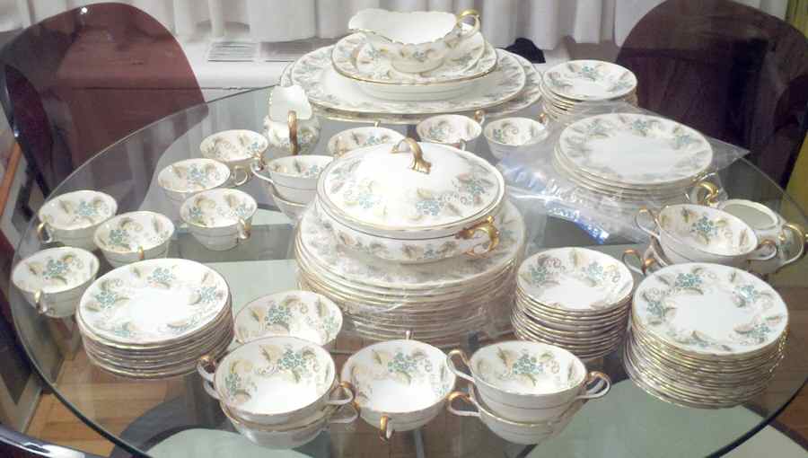 AYN241 Dinner Plate by John  Aynsley & Sons-1