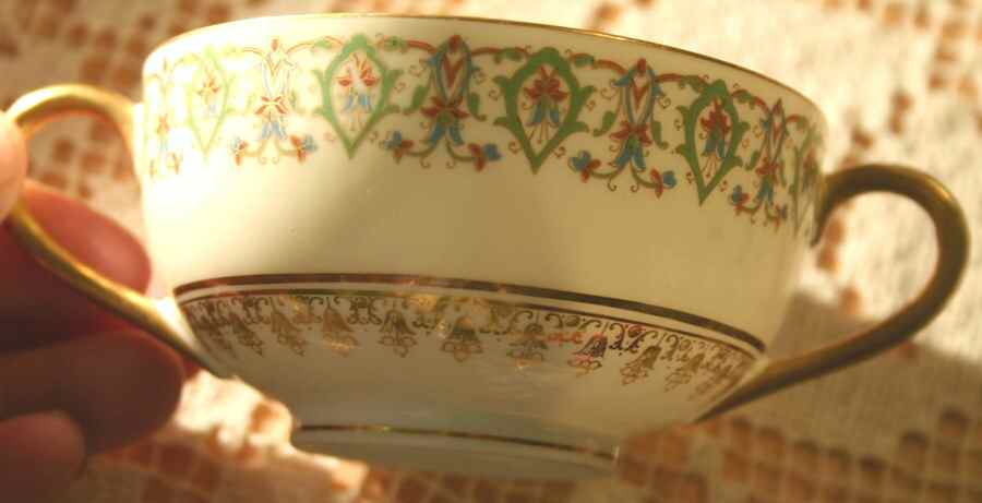 AHR920 Footed Cream Soup Bowl by Charles Ahrenfeldt-1