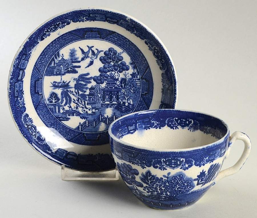 Willow Blue (Smooth) Flat Cup & Saucer Set by Adderley-1