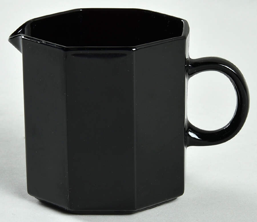 Novoctime Black Creamer by Arcopal-1