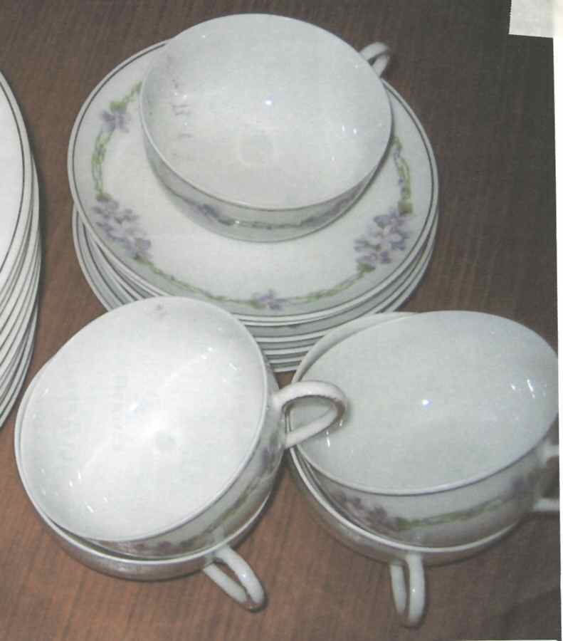 AHR930 Flat Cup & Saucer Set by Charles Ahrenfeldt-1
