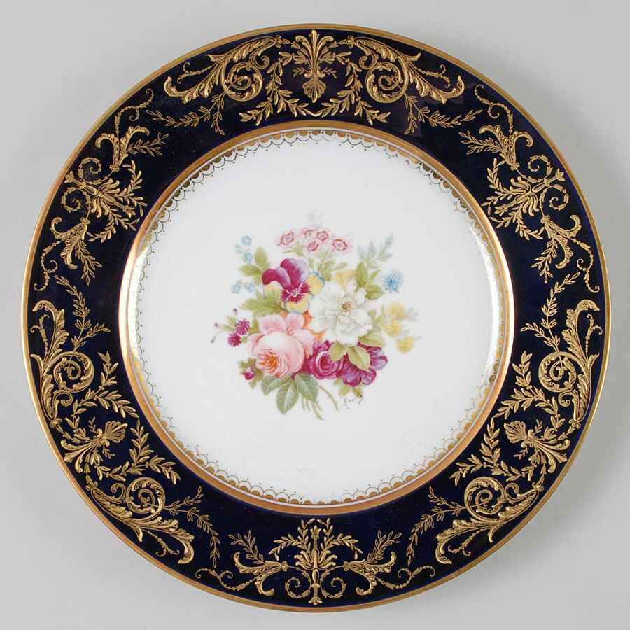 AHR933 Luncheon Plate by Charles Ahrenfeldt-1