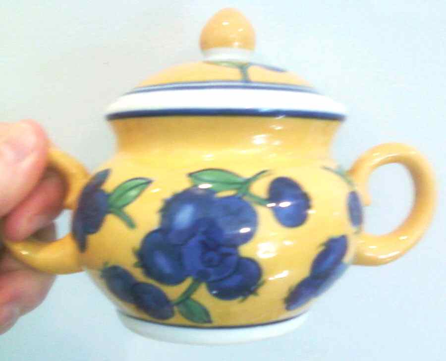 ACU4 Sugar Bowl & Lid by April Cornell-1