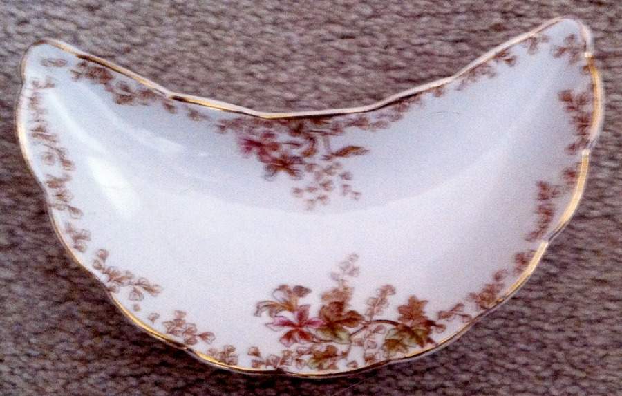 ALH15 Crescent Salad Plate by Henry Alcock-1