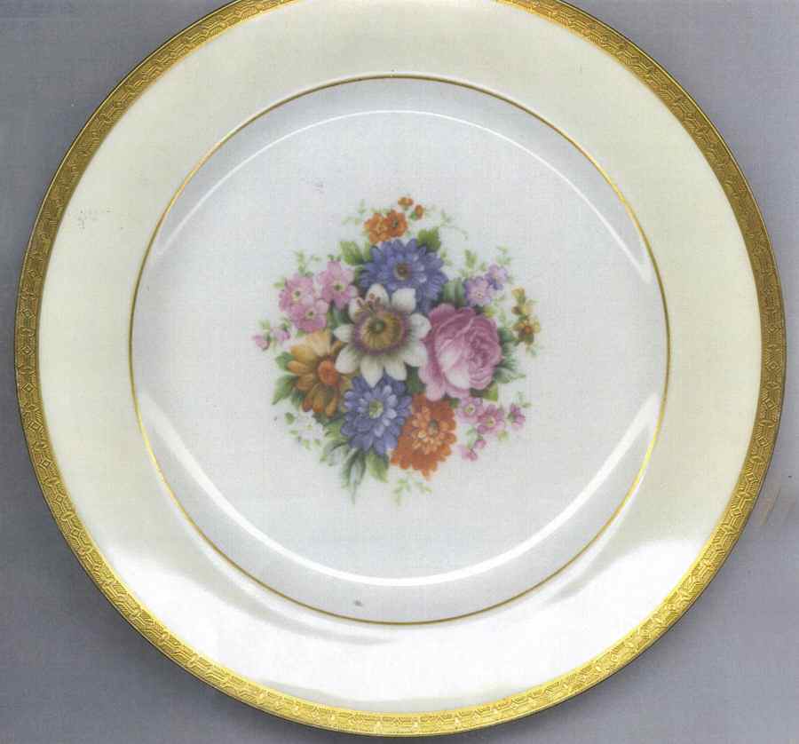 AHR937 Salad Plate by Charles Ahrenfeldt-1