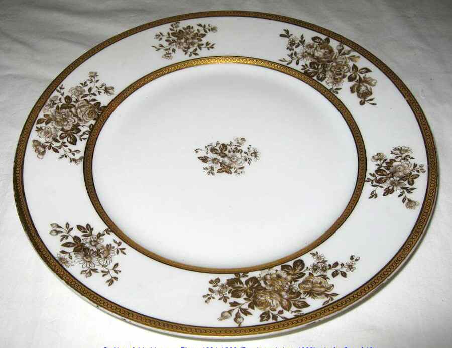AHR942 Dinner Plate by Charles Ahrenfeldt-1