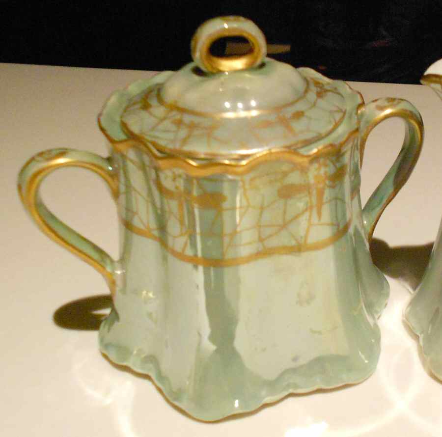 1210 Sugar Bowl & Lid by Altrohlau-1