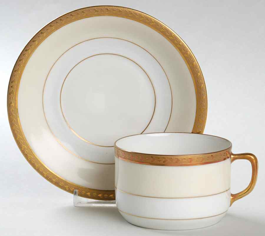 AIH23 Flat Cup & Saucer Set by AICH (Czech)-1