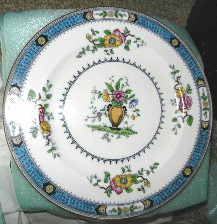 A4967 Dinner Plate by John  Aynsley & Sons-1
