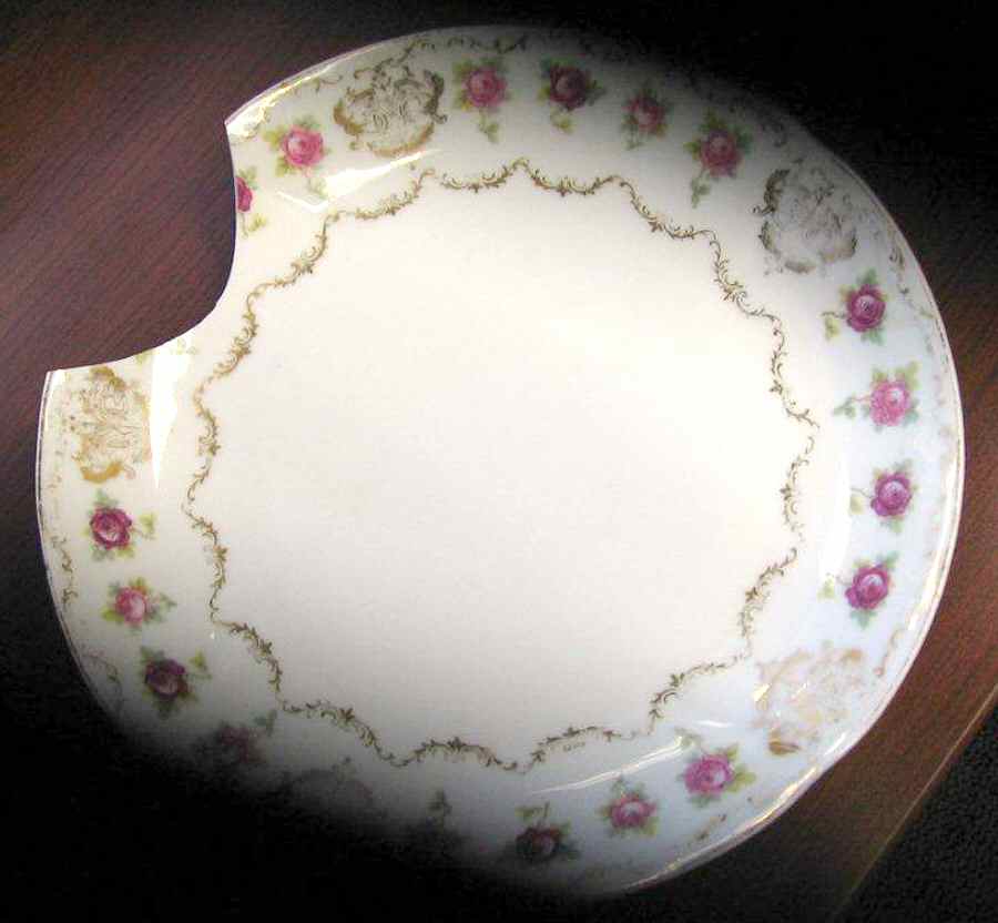 ALT671 Dinner Plate by Altrohlau-1