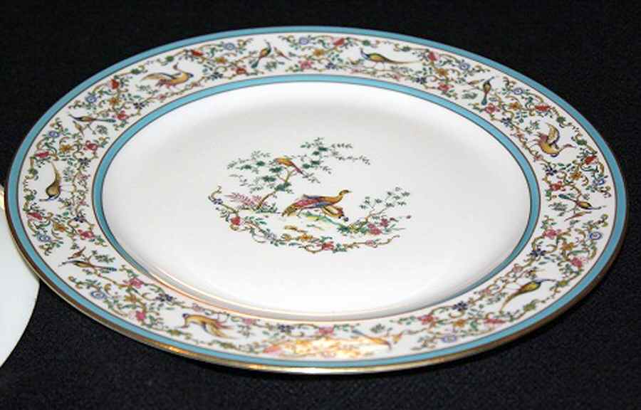 AHR956 Dinner Plate by Charles Ahrenfeldt-1