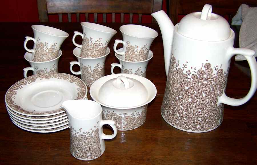Veronica Coffee Pot & Lid by Arabia of Finland-1