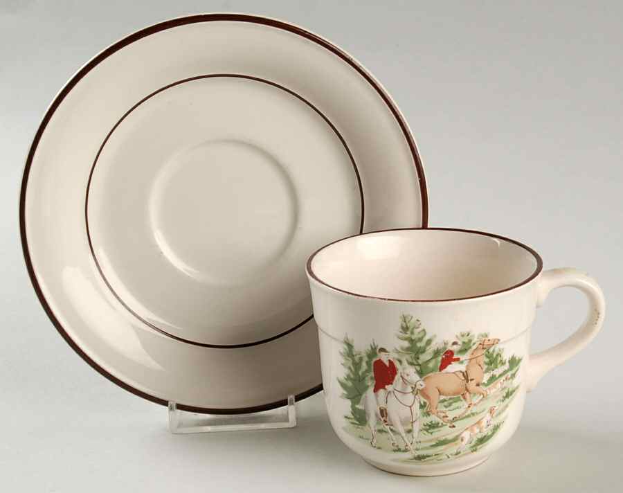 Tally Ho (Smooth) Flat Cup & Saucer Set by Arklow-1