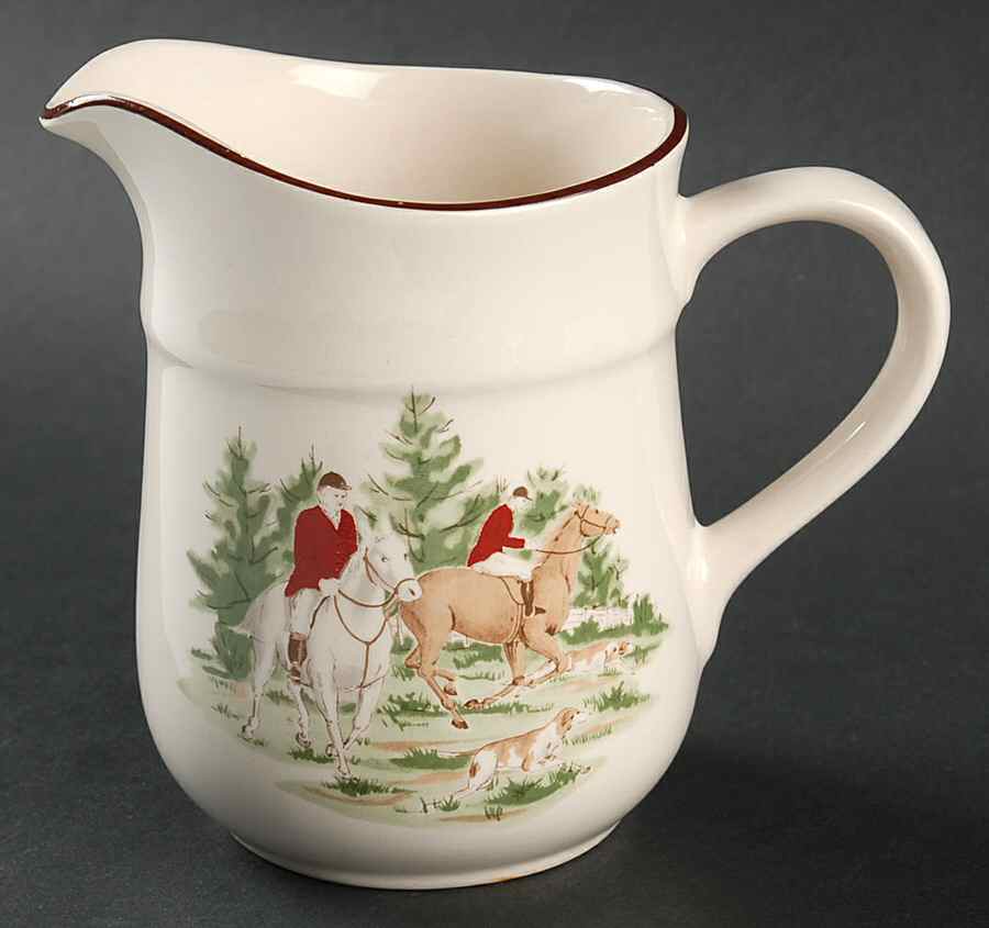 Tally Ho (Smooth) Creamer by Arklow-1