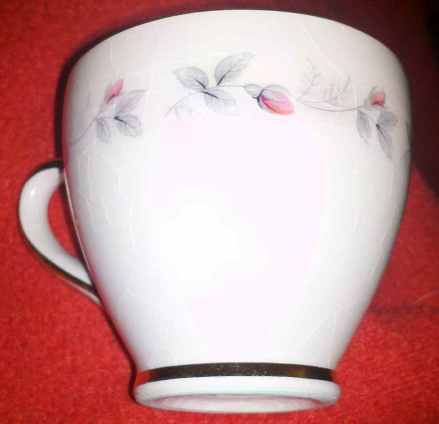 Glendalough Flat Cup by Arklow-1