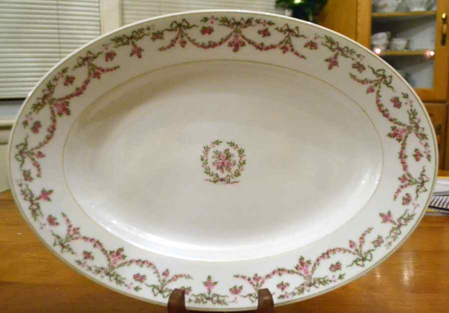 AHR16 14" Oval Serving Platter by Charles Ahrenfeldt-1