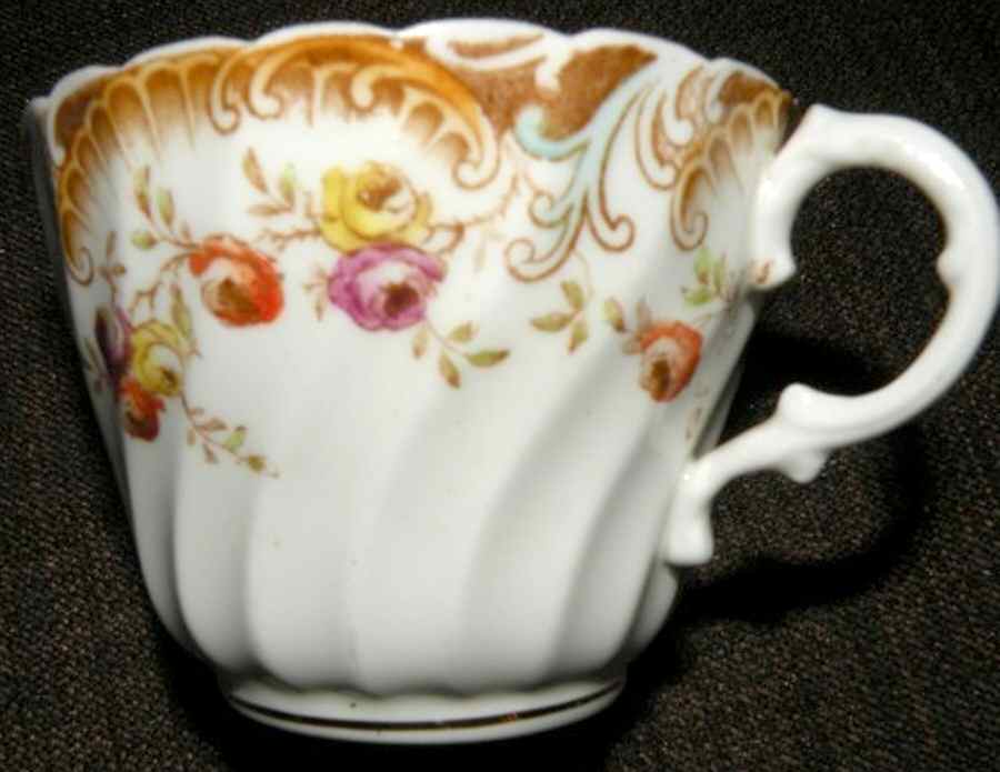 119887 Footed Cup by John  Aynsley & Sons-1