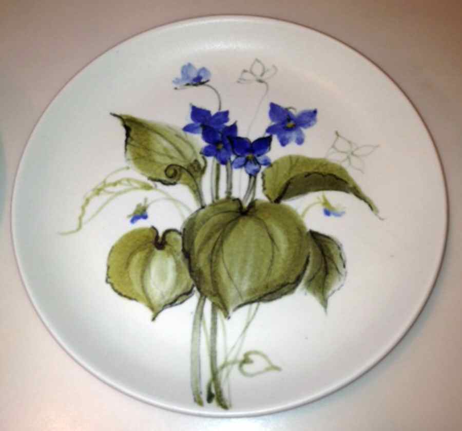 ARA159 Salad Plate by Arabia of Finland-1
