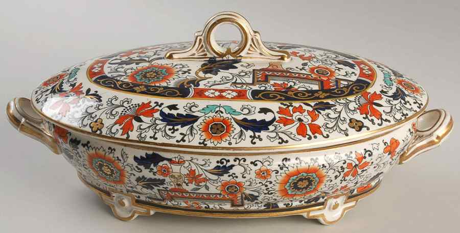 5847 Oval Covered Vegetable by Ashworth Bros-1