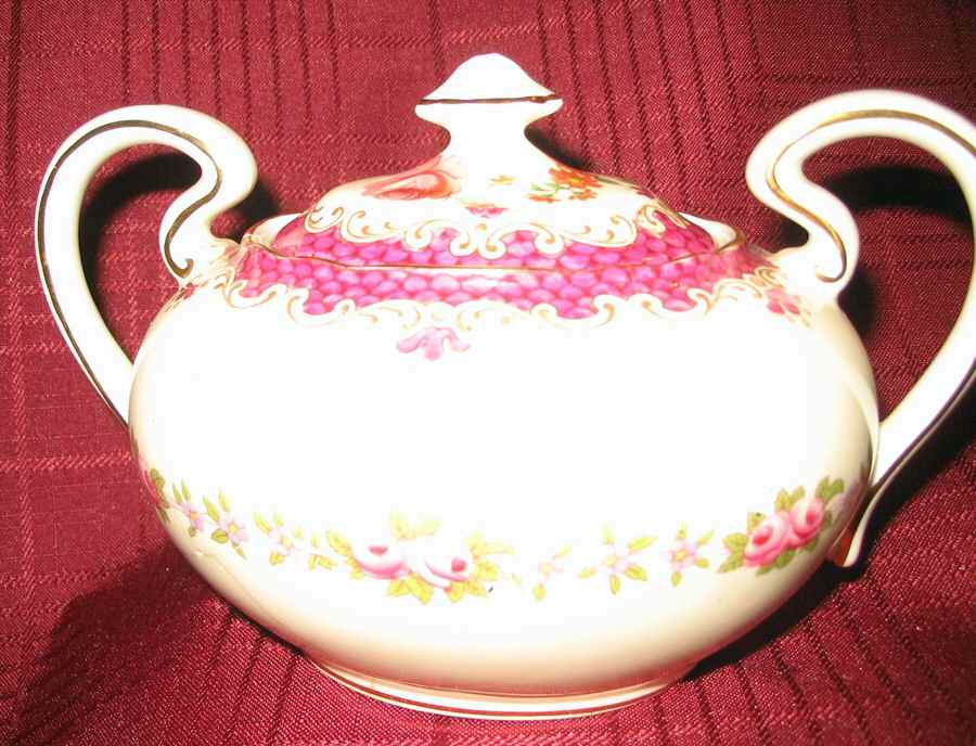 7582 Sugar Bowl & Lid by John  Aynsley & Sons-1