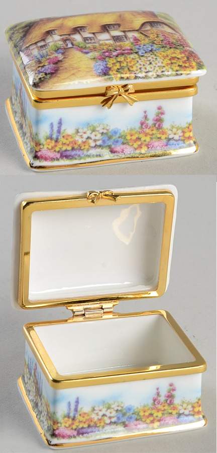 Thatched Cottage Hinged Box by Ayshford-1