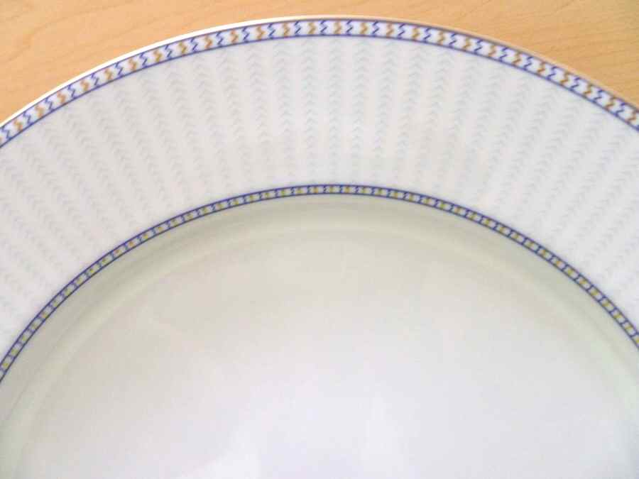 A2F1 Dinner Plate by Andrea Fontebasso-1