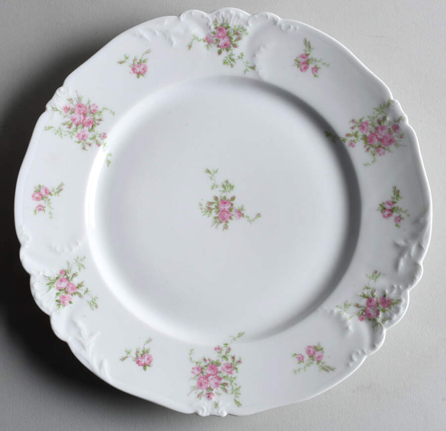 AHR988 Dinner Plate by Charles Ahrenfeldt-1