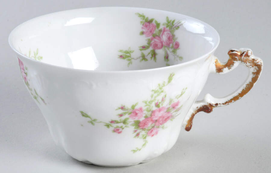 AHR988 Flat Cup by Charles Ahrenfeldt-1
