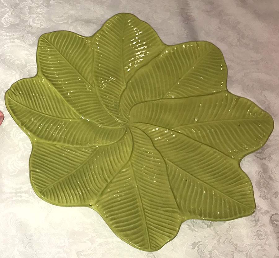 Lily Service Plate (Charger) by Ambiance-1