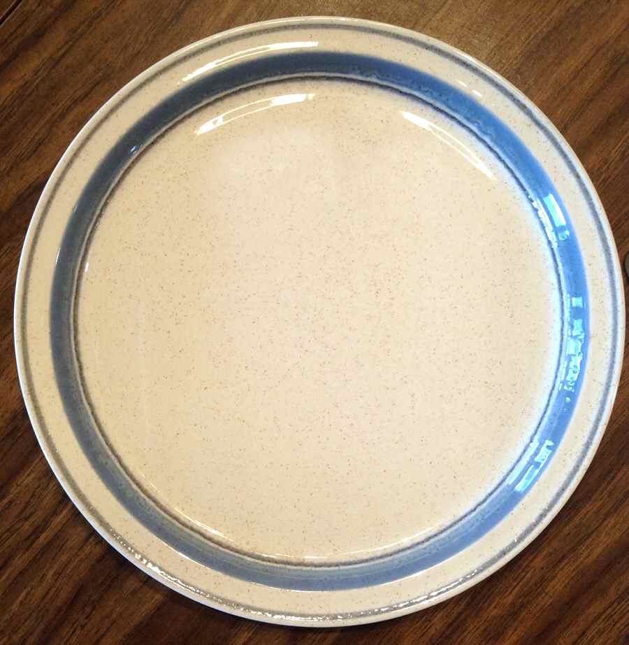 ARK53 Dinner Plate by Arklow-1