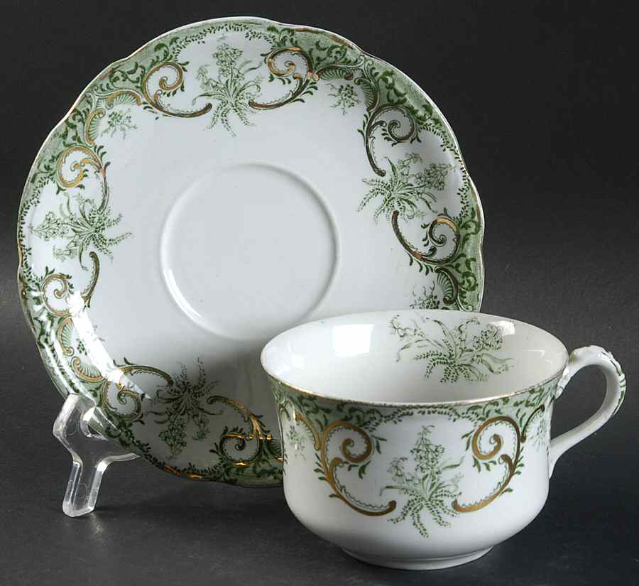 Alma Flat Cup & Saucer Set by Henry Alcock-1