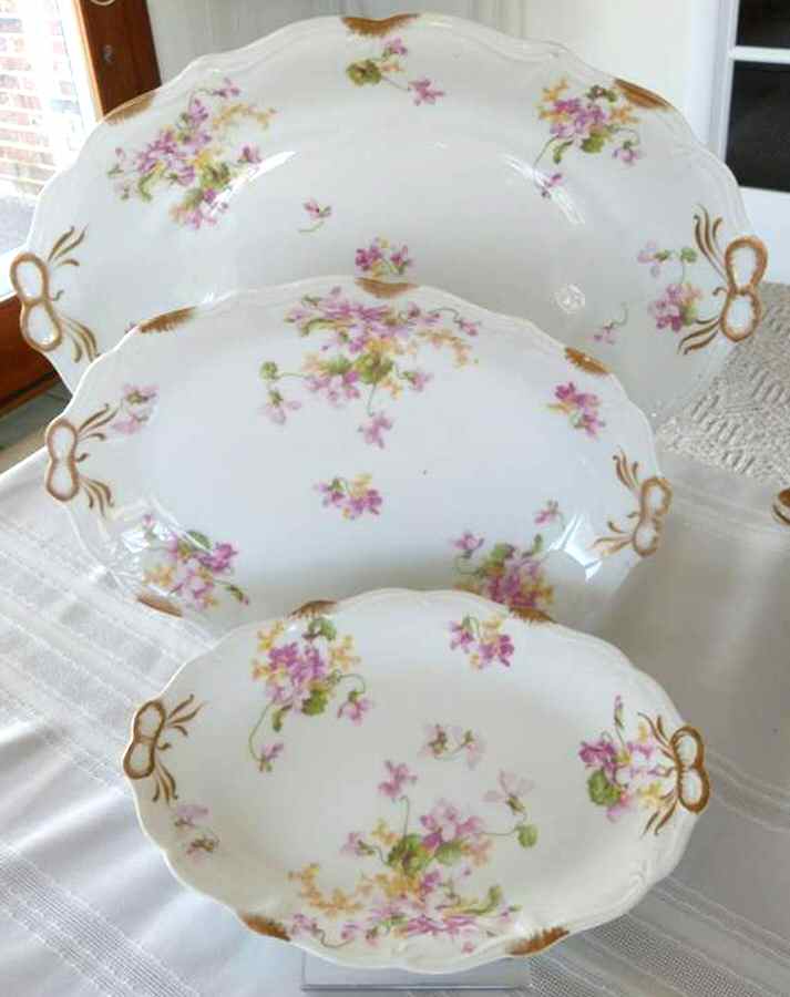 Louisiane 15" Oval Serving Platter by Charles Ahrenfeldt-1