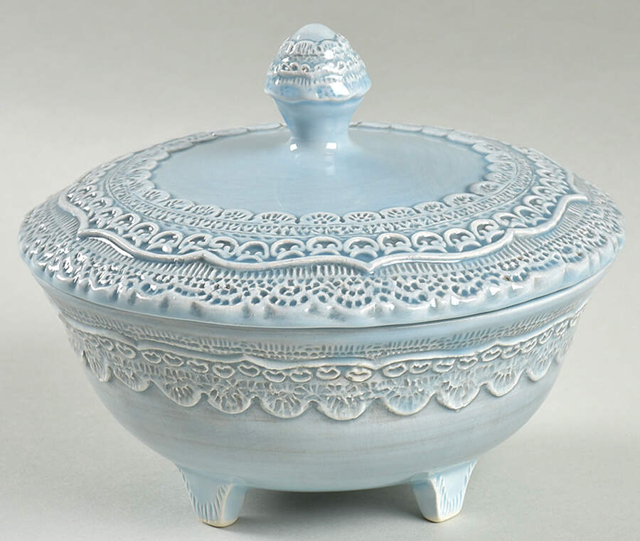Finezza Blue 5" Round Dish & Lid by Arte Italica-1