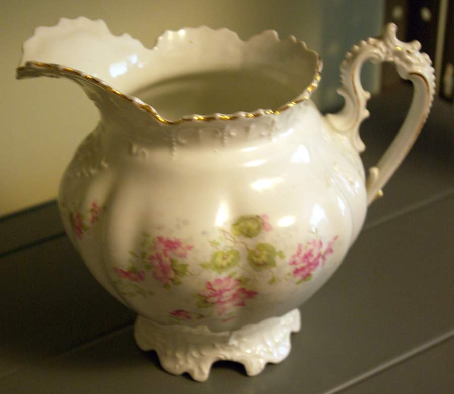 9274 Pitcher by Austria-1