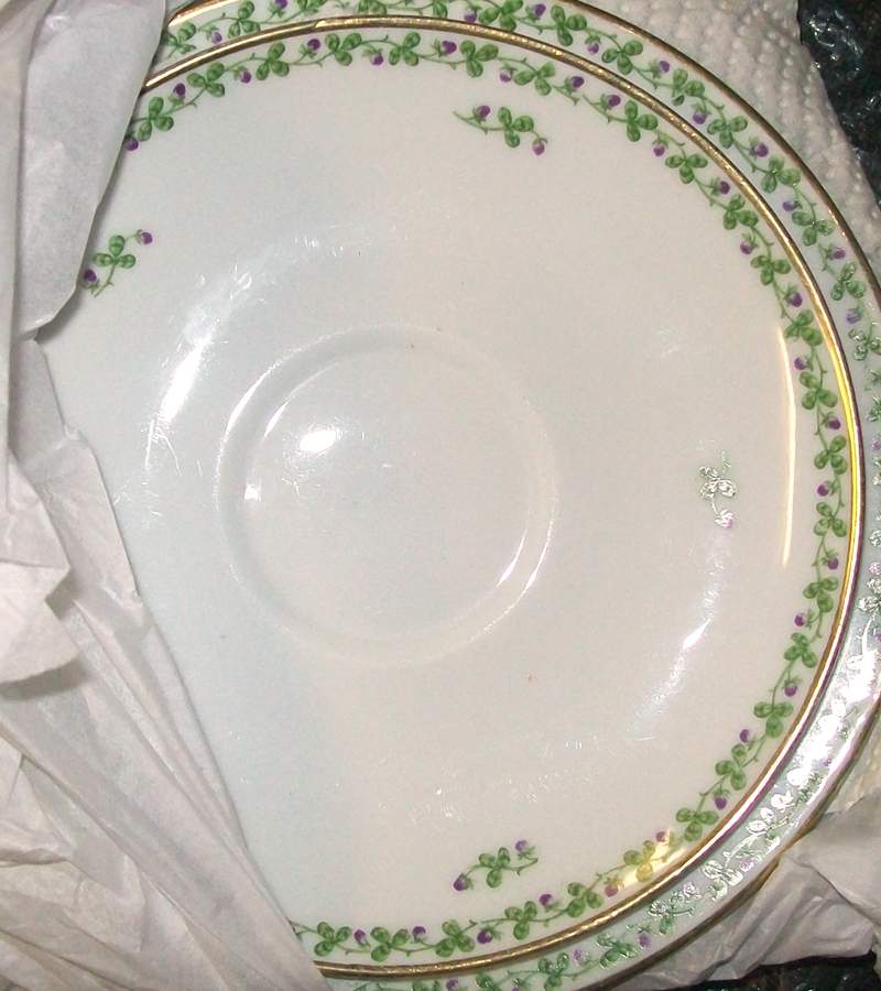 AHR1030 Saucer by Charles Ahrenfeldt-1