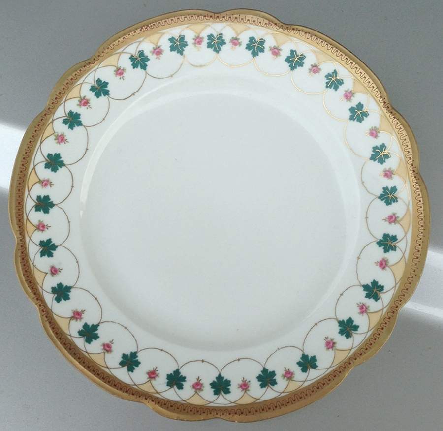 ALT718 Dinner Plate by Altrohlau-1