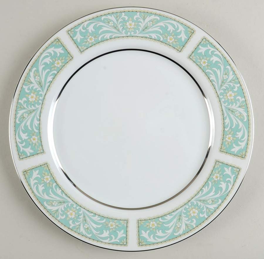 Excelsior Dinner Plate by Arlen-1