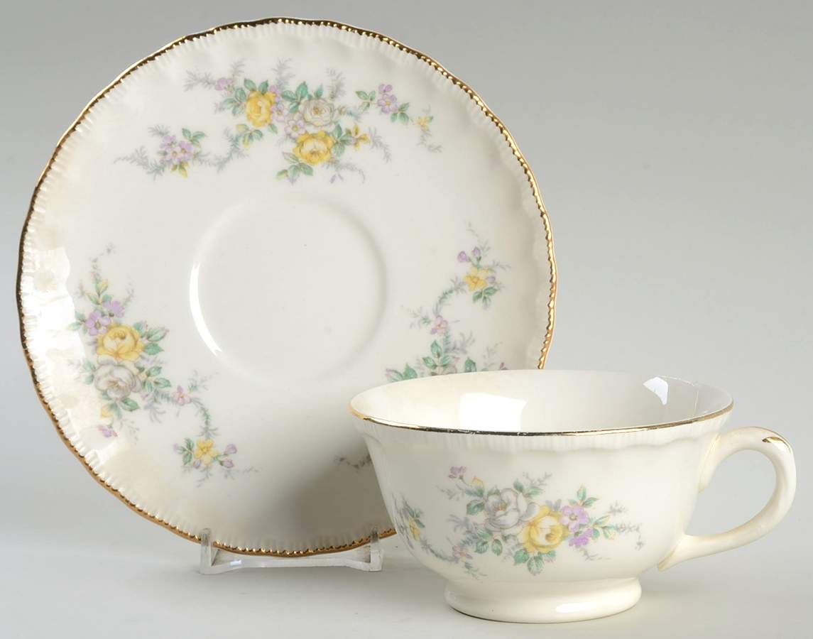 0265 Footed Cup & Saucer Set by Arlen-1