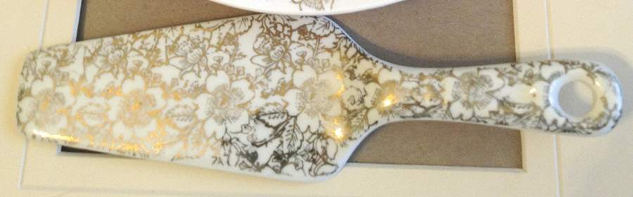 ATA38 Solid Ceramic Pie/Cake Server by Atlas China Co-1