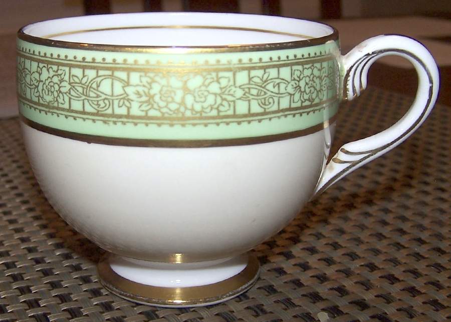 A457 Footed Cup by Adderley-1