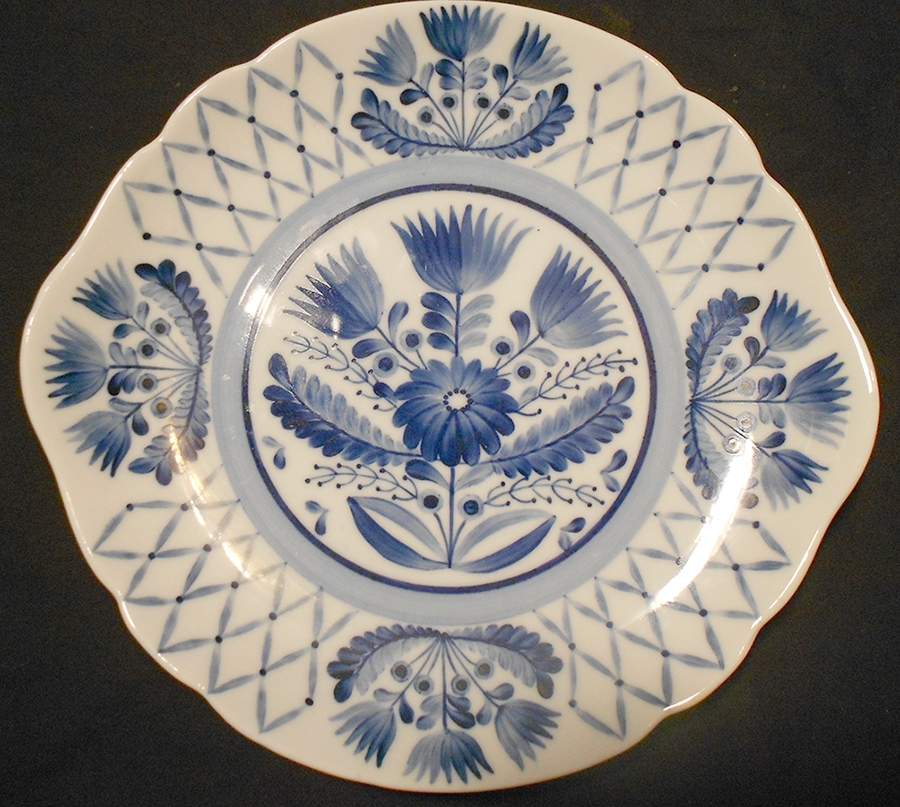 ARA170 Handled Cake Plate by Arabia of Finland-1