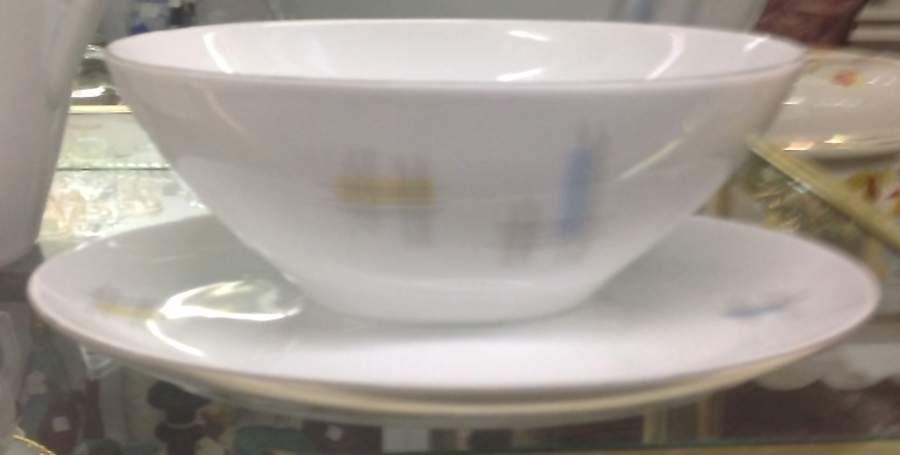 ARZ272 Gravy Boat with Attached Underplate by Arzberg-1