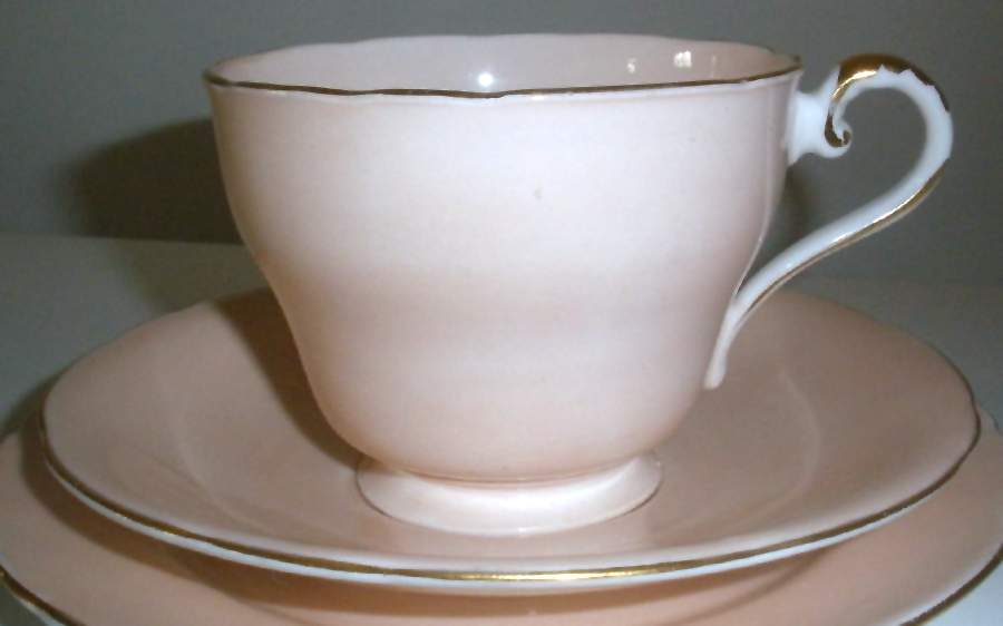 C443-3 (Scalloped) Footed Cup & Saucer Set by John  Aynsley & Sons-1