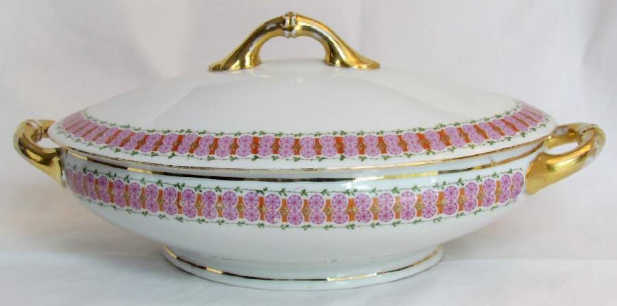ALT729 Oval Covered Vegetable by Altrohlau-1