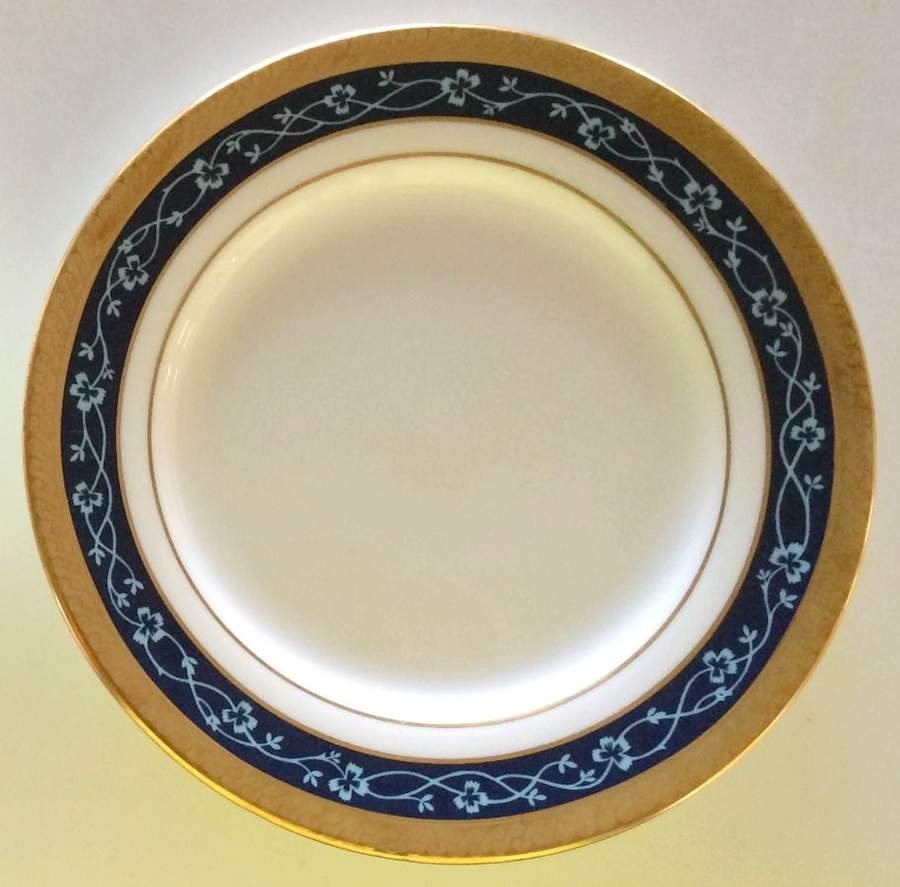 Gold Vine Dinner Plate by John  Aynsley & Sons-1