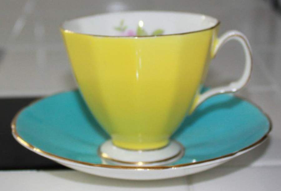 F120 Yellow Footed Cup by Adderley-1
