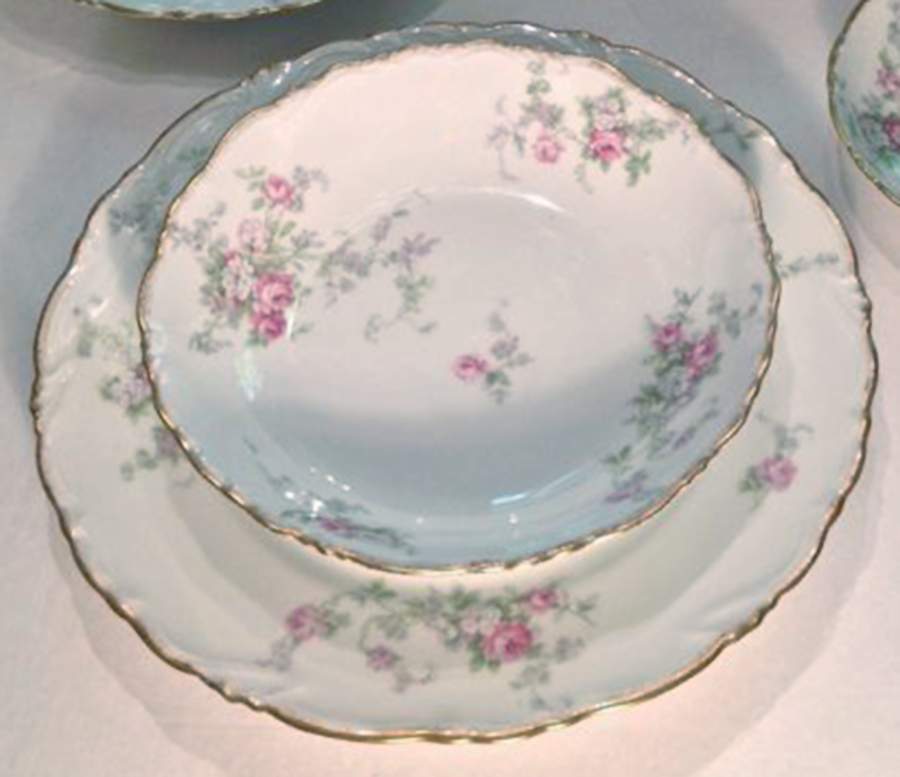 AHR1071 Dinner Plate by Charles Ahrenfeldt-1