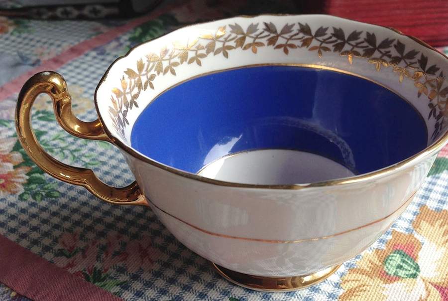 H1115 Footed Cup by Adderley-1