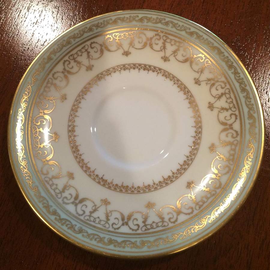 AHR1075 Saucer by Charles Ahrenfeldt-1