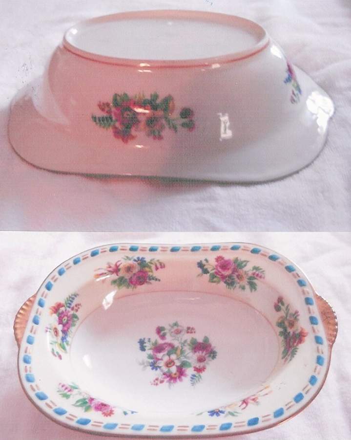 AHR1084 9" Oval Vegetable Bowl by Charles Ahrenfeldt-1